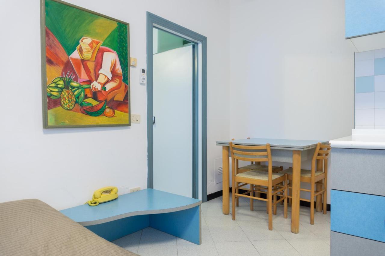 רימיני Esedra Hotel מראה חיצוני תמונה