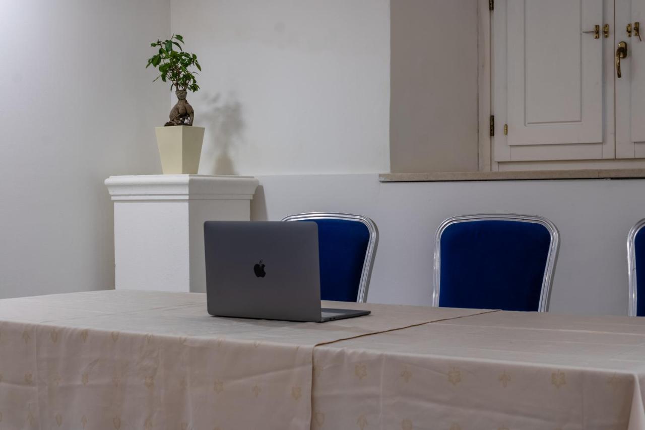 רימיני Esedra Hotel מראה חיצוני תמונה
