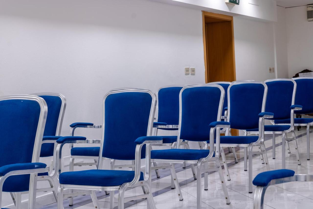 רימיני Esedra Hotel מראה חיצוני תמונה